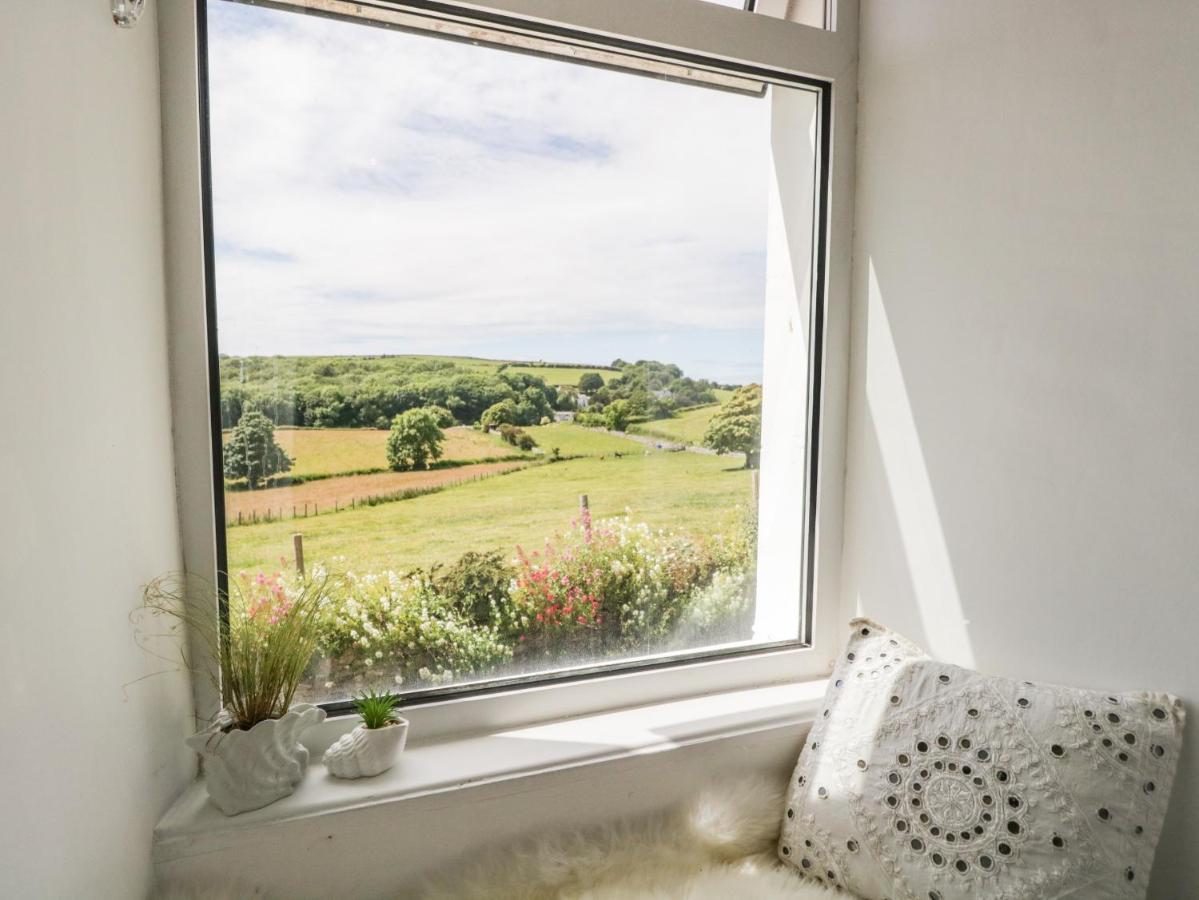 Sandacre Cottage Ulverston Exterior photo